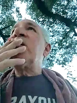 Snapshot of XXCUTHULU23 chatting on 10/28/25, 11:18 XXCUTHULU23 online show from 10/28/25, 11:18