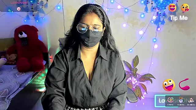 Snapshot of Love_Winss chatting on 09/13/25, 05:02 Love Winss online show from 09/13/25, 05:02