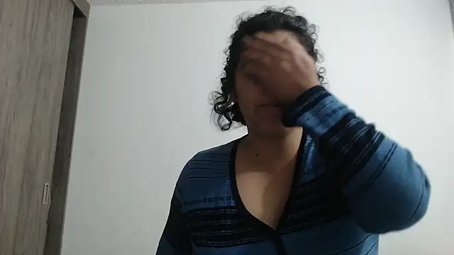 Anne purple online show from 09/23/25, 04:10