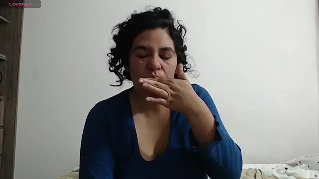 Anne purple online show from 10/06/25, 04:04