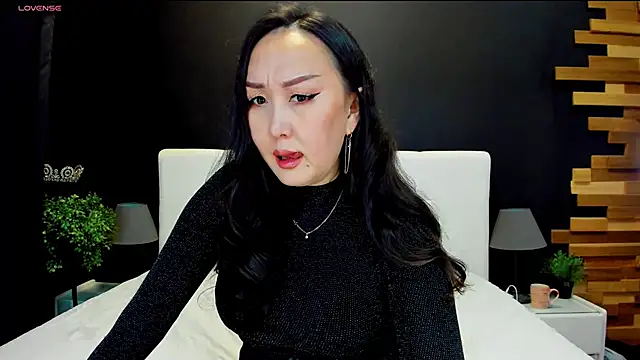 Snapshot of Julianna_Jami chatting on 10/26/25, 02:56 Julianna Jami online show from 10/26/25, 02:56