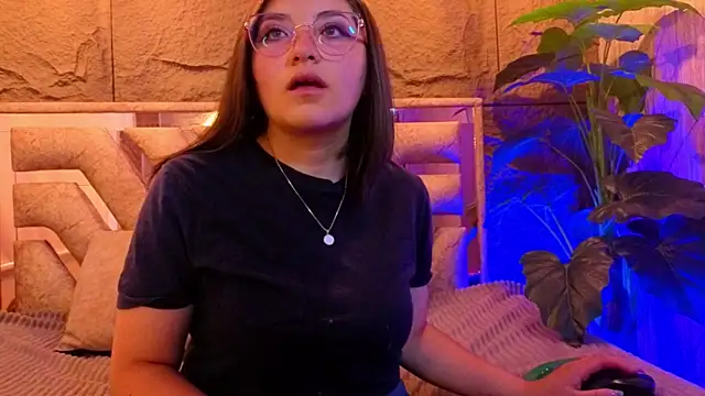 phoenixxxx777 online show from 06/15/26, 02:08