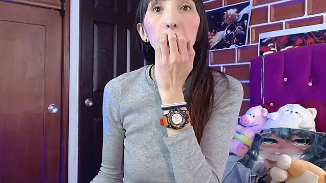 Sakura and yuki online show from 03/07/25, 08:44