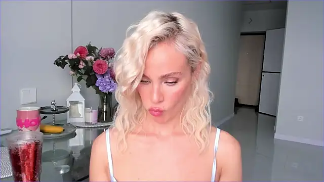 HoneyBunnyPot online show from 09/14/25, 01:43