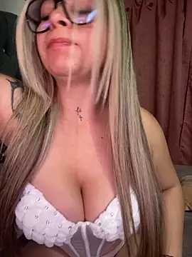 CristalGmez online show from 09/19/25, 02:13