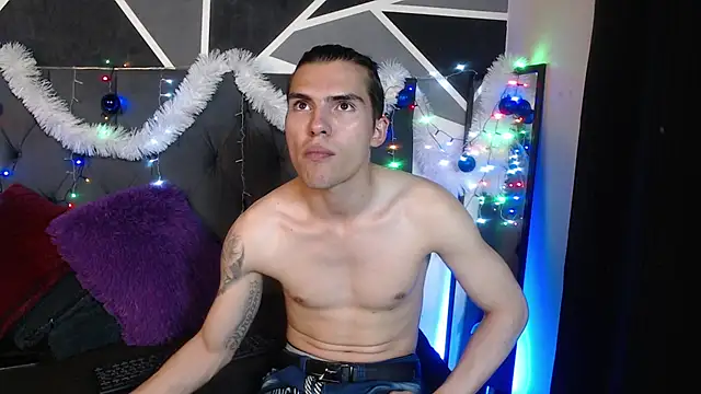  Tattoo Couple online show from 12/19/24, 09:38