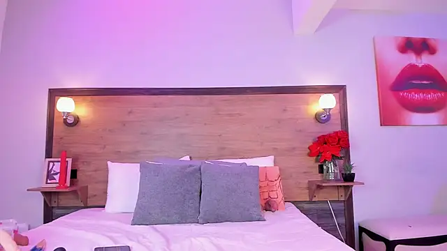 EmmaBakeer online show from 09/13/25, 11:43