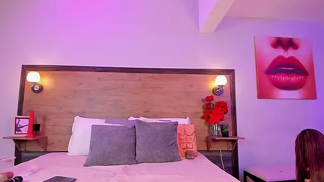 EmmaBakeer online show from 10/07/25, 10:56