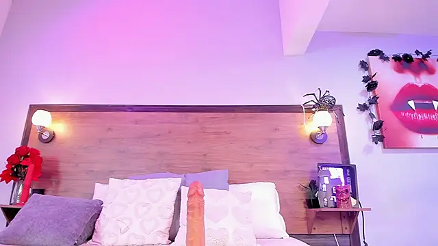 EmmaBakeer online show from 10/25/25, 11:29