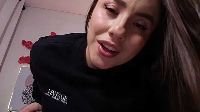 Linaa morris online show from 06/11/26, 10:35