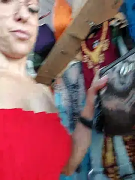 Snapshot of blondyruby chatting on 09/15/25, 08:14 blondyruby online show from 09/15/25, 08:14