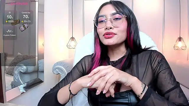AzuraKindong online show from 01/10/25, 01:32