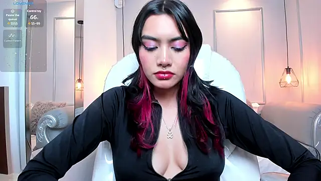 AzuraKindong online show from 01/30/25, 10:41