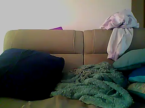 Snapshot of Skater29xx2 chatting on 02/13/25, 09:17 Skater29xx2 online show from 02/13/25, 09:17