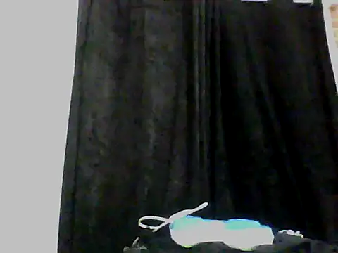 Snapshot of Skater29xx2 chatting on 02/27/25, 12:10 Skater29xx2 online show from 02/27/25, 12:10