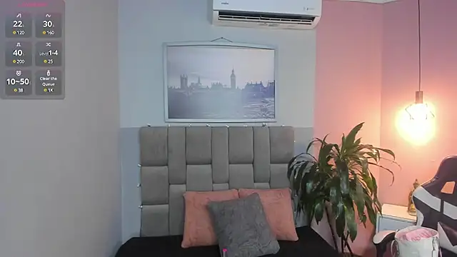 hottie mine  online show from 01/23/25, 08:24