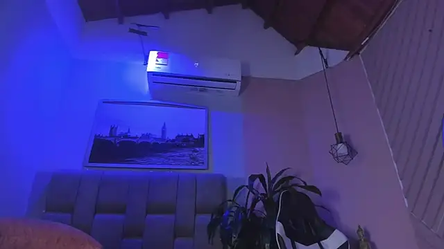 hottie mine  online show from 02/02/25, 01:45