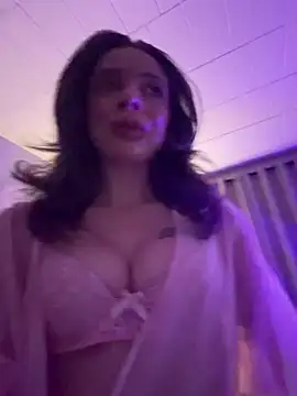 greedybratt online show from 05/08/26, 03:45