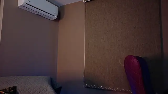 Snapshot of andrea_indira20 chatting on 10/13/25, 02:55 andrea indira20 online show from 10/13/25, 02:55