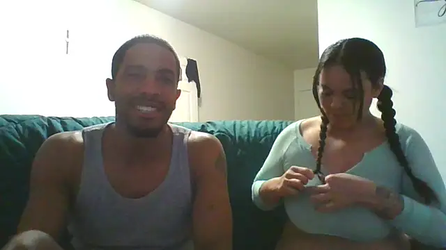 Snapshot of ExoticVibes69 chatting on 03/20/25, 01:35 ExoticVibes69 online show from 03/20/25, 01:35