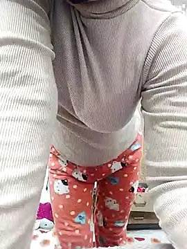 Snapshot of Husnpari20 chatting on 12/12/24, 04:48 Husnpari20 online show from 12/12/24, 04:48