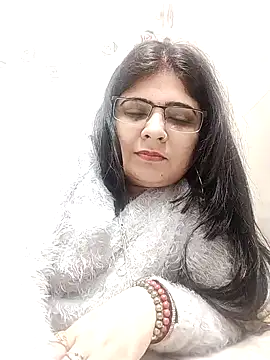 Snapshot of Husnpari20 chatting on 12/23/24, 09:16 Husnpari20 online show from 12/23/24, 09:16