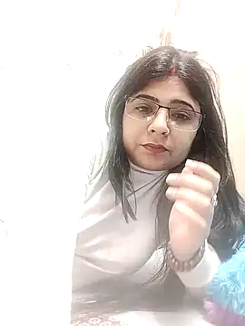 Snapshot of Husnpari20 chatting on 01/01/25, 12:33 Husnpari20 online show from 01/01/25, 12:33