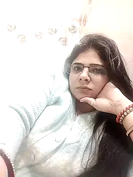 Snapshot of Husnpari20 chatting on 01/10/25, 09:23 Husnpari20 online show from 01/10/25, 09:23