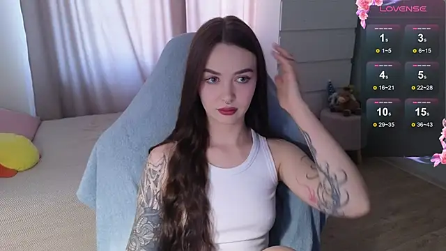 Snapshot of kate_leoo chatting on 05/03/26, 12:55 kate leoo online show from 05/03/26, 12:55