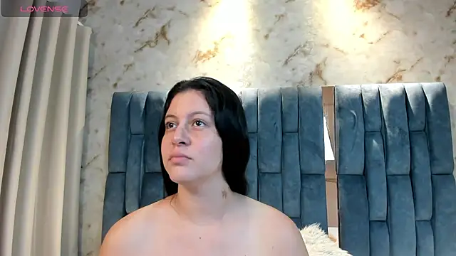 Snapshot of Arii_Vga chatting on 10/15/25, 05:18 Arii Vga online show from 10/15/25, 05:18