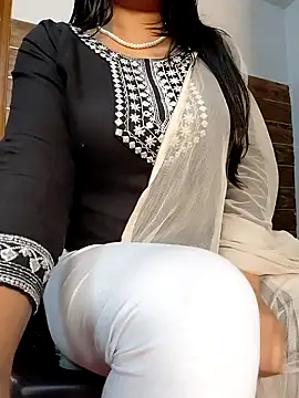 Snapshot of Anamika_24 chatting on 02/10/25, 05:58 Anamika 24 online show from 02/10/25, 05:58