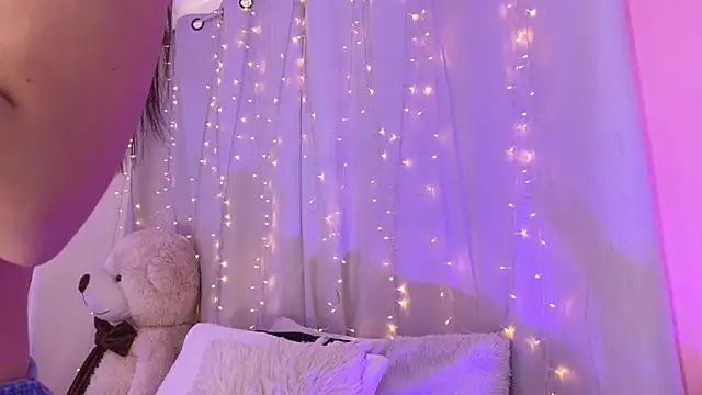 hannacruzsj online show from 09/18/25, 06:21