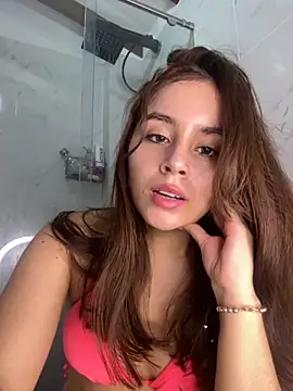 Snapshot of Juanelopez1 chatting on 10/05/25, 09:34 Juanelopez1 online show from 10/05/25, 09:34