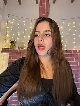Juanelopez1 online show from 05/31/26, 04:09