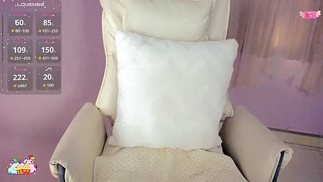 Snapshot of __18Angel__ chatting on 10/23/25, 06:34   18Angel   online show from 10/23/25, 06:34
