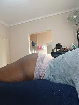 curvybigAssxx online show from 07/23/26, 06:33