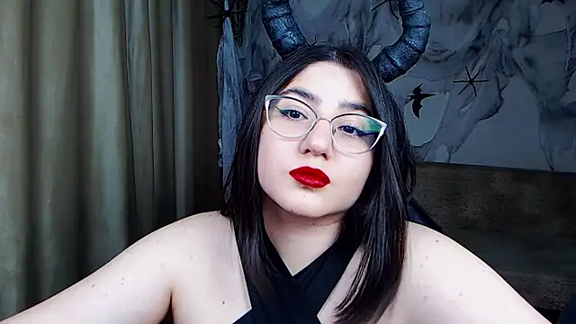 Snapshot of Crazy_Bunya chatting on 10/18/25, 01:56 Crazy Bunya online show from 10/18/25, 01:56