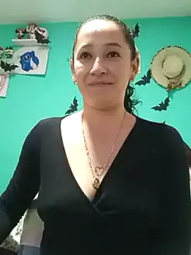 emilypoppy3 online show from 12/04/24, 03:26