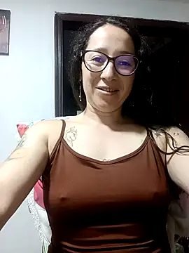 emilypoppy3 online show from 09/22/25, 09:28