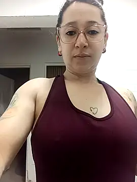 emilypoppy3 online show from 05/12/26, 10:29