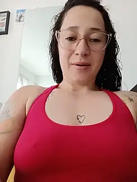 emilypoppy3 online show from 05/24/26, 12:43