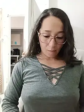 emilypoppy3 online show from 07/15/26, 06:13
