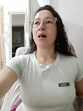 emilypoppy3 online show from 07/25/26, 12:47