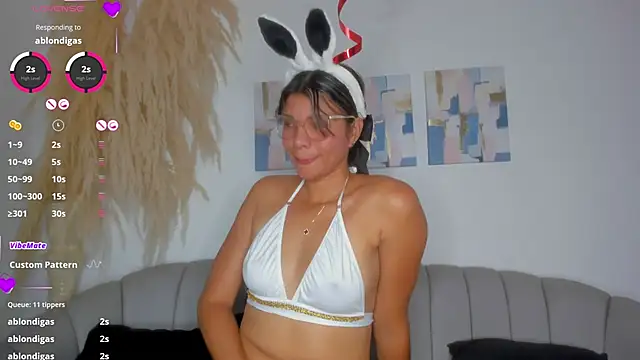 Snapshot of Sabba_sajjad chatting on 02/15/25, 06:23 Sabba sajjad online show from 02/15/25, 06:23