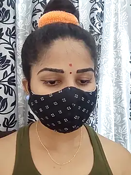 Snapshot of Angleannie chatting on 09/14/25, 02:27 Angleannie online show from 09/14/25, 02:27