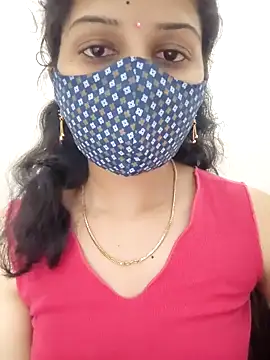 Snapshot of Angleannie chatting on 10/30/25, 04:30 Angleannie online show from 10/30/25, 04:30