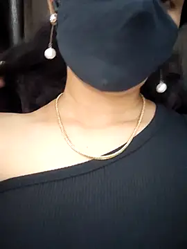 Snapshot of Angleannie chatting on 11/04/25, 07:24 Angleannie online show from 11/04/25, 07:24