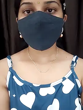 Snapshot of Angleannie chatting on 11/21/25, 09:24 Angleannie online show from 11/21/25, 09:24