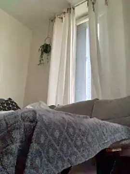 Yoyo6923 online show from 11/02/25, 12:07