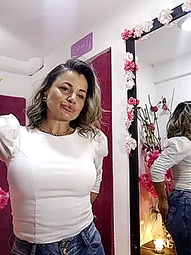 sweetfantasyy69 online show from 07/12/26, 08:00